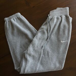 Nike Women’s Phoenix Sweatpants